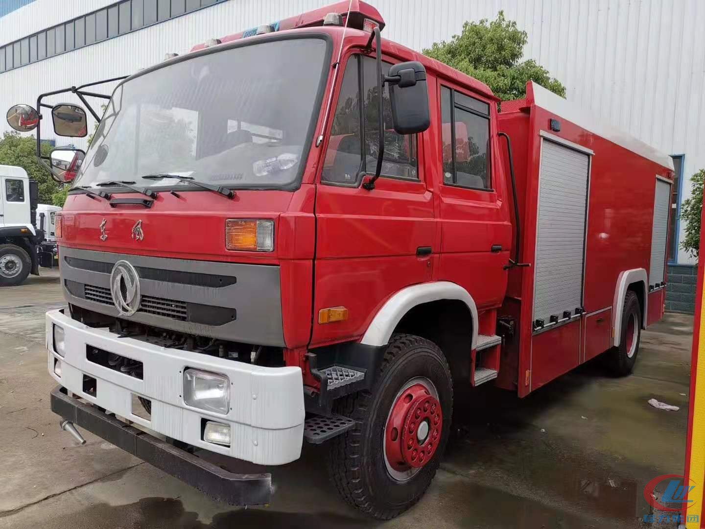 尊龙凯时专汽东风153水罐消防车